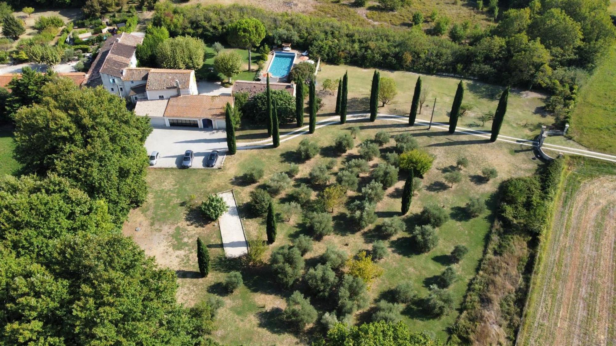Le Mas Des Perrines Maison D'Hotes Pernes-les-Fontaines Exterior photo